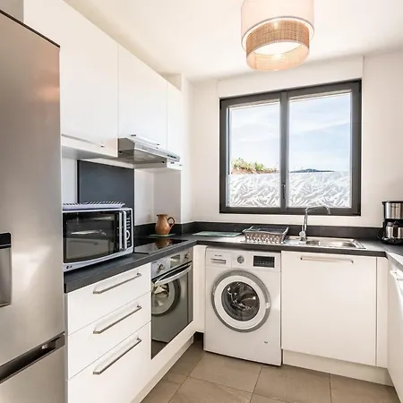 Nepita Porticcio (Corsica)